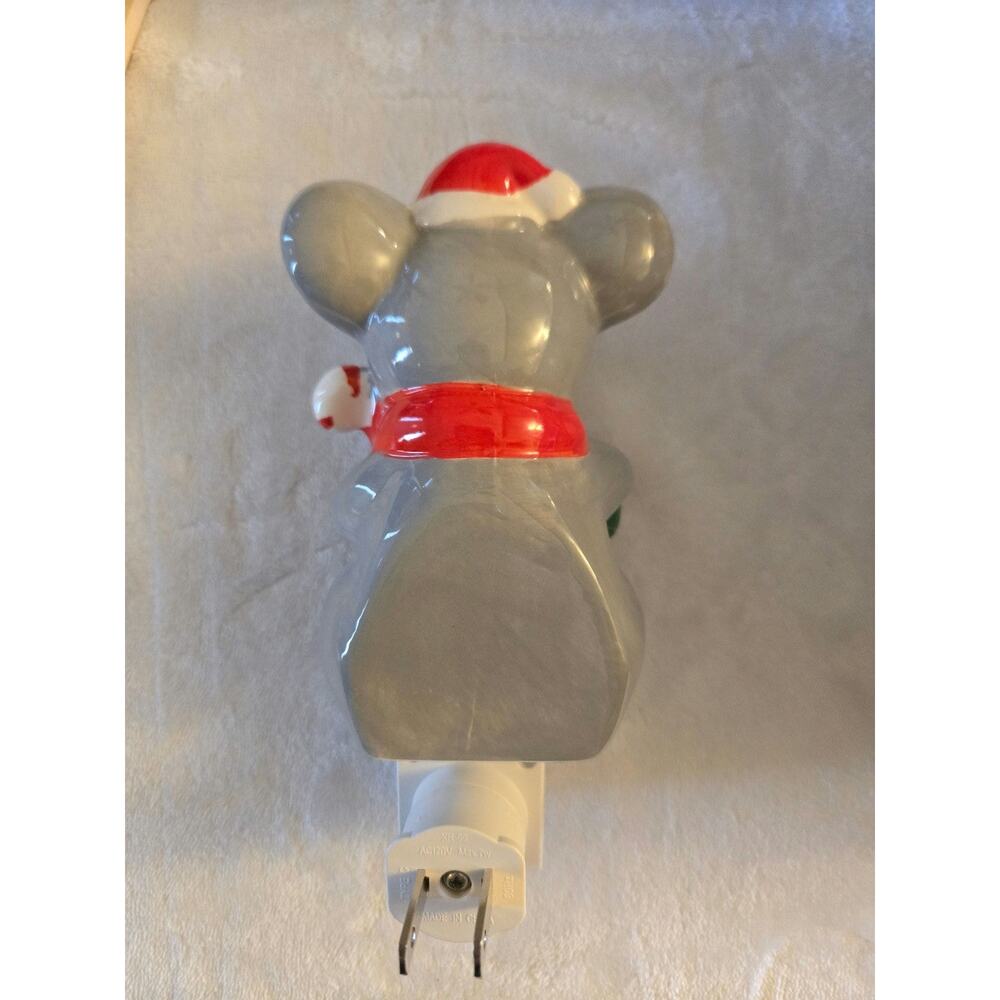Ganz Mouse with Cut Out Stars Night Light 6 Inch Multicolor Plug in - Picture 6 of 12